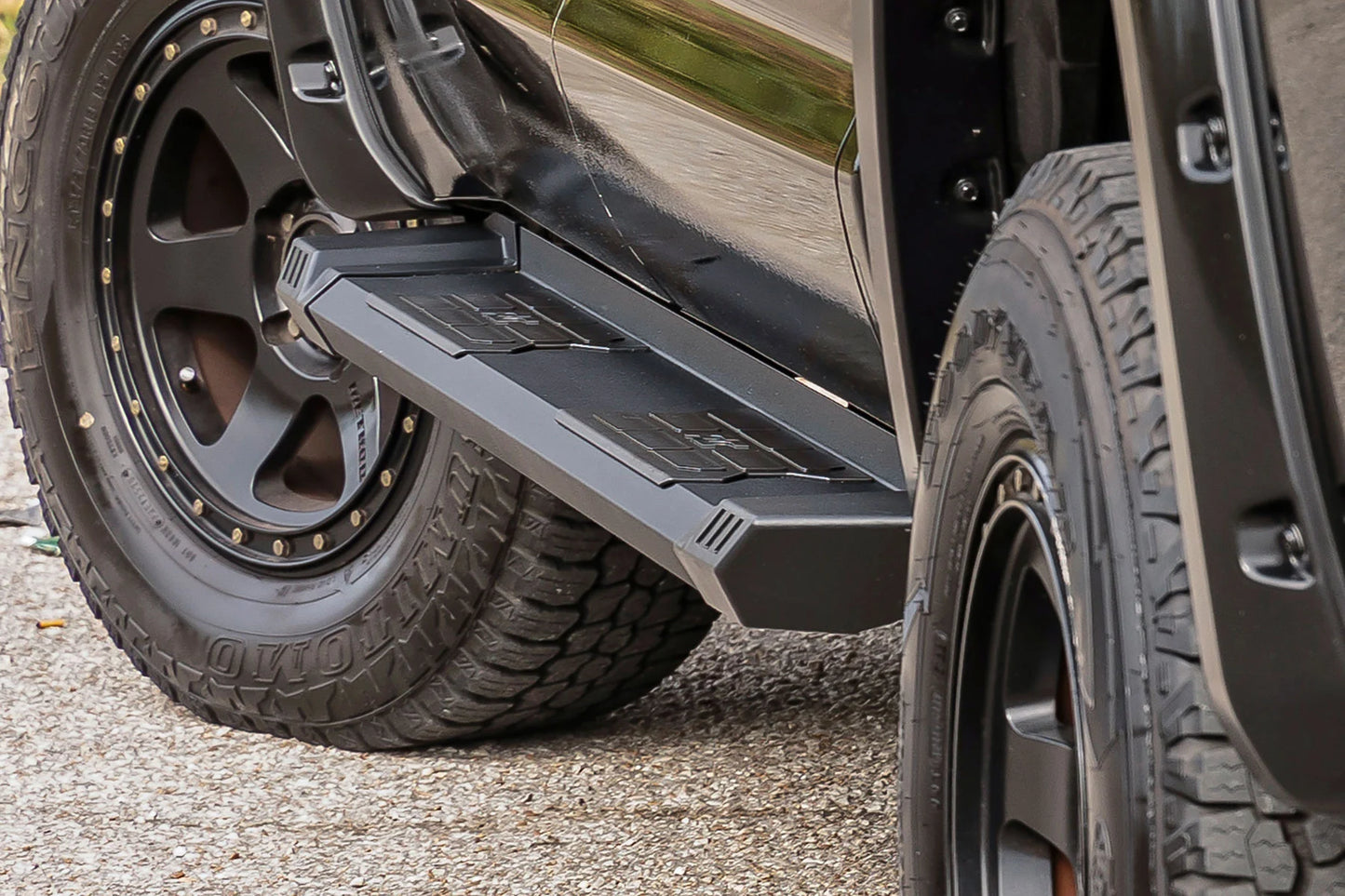 HD2 Running Boards for 07-21 Toyota Tundra CREWMAX