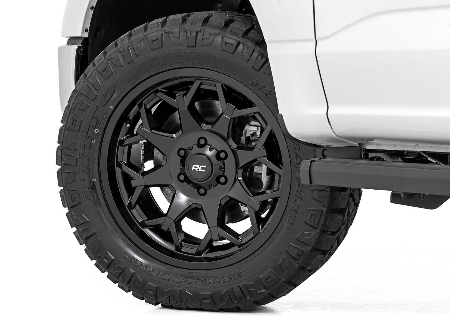 Rough Country 80 Series Wheel | One-Piece | Semi Gloss Black | 20x10 | 5x5 | -19mm
