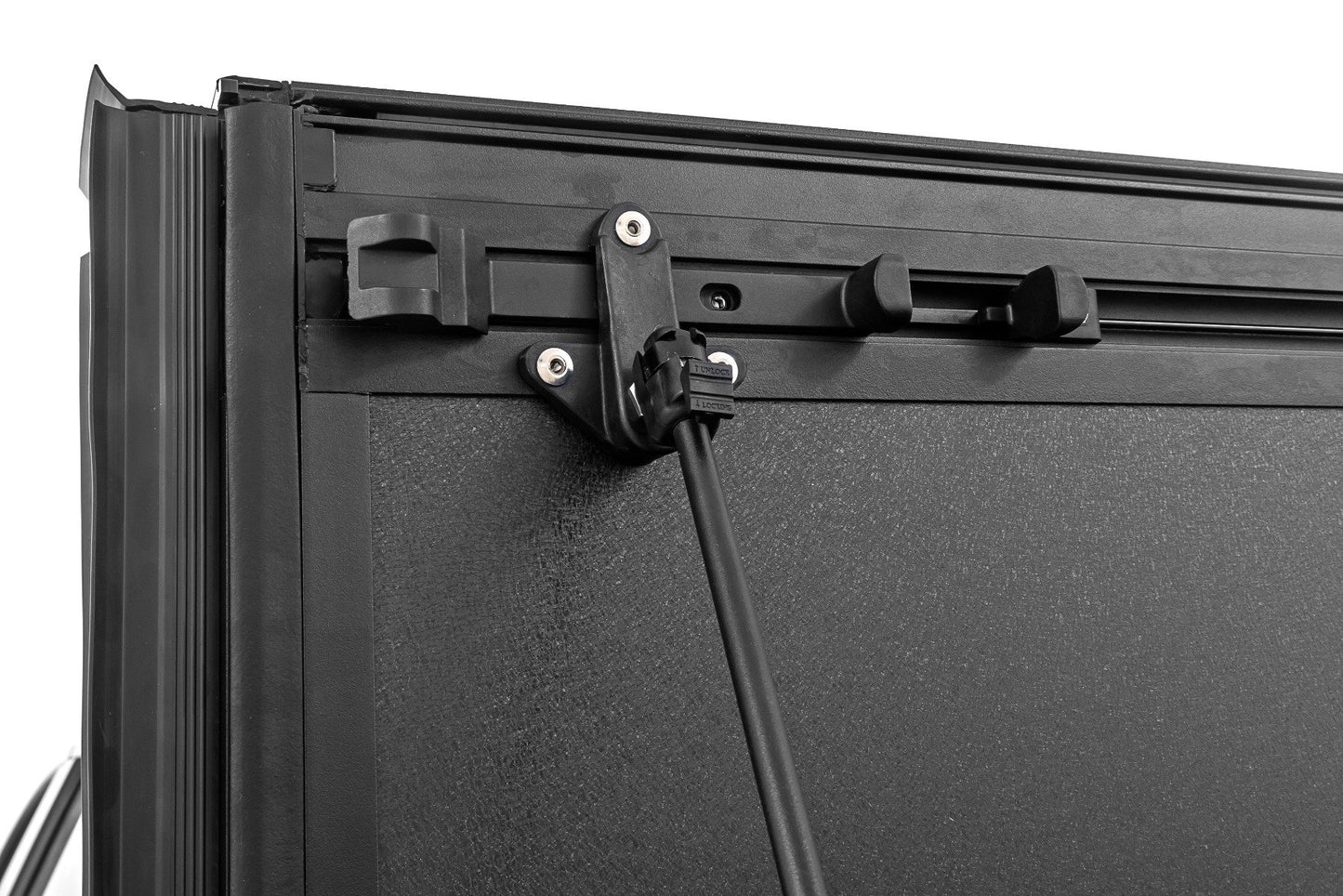 Hard Tri-Fold Flip Up Bed Cover | 5' Bed | Nissan Frontier 2WD/4WD (22-24)