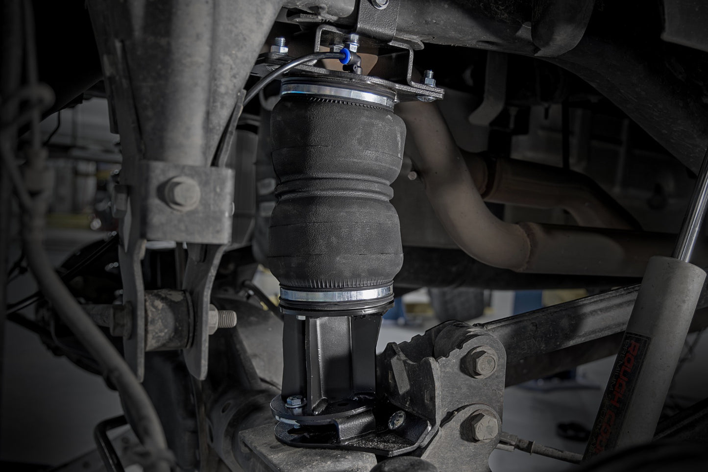 Air Spring Kit w/compressor | Wireless Controller | Ram 1500 2WD/4WD (10-18 & Classic)