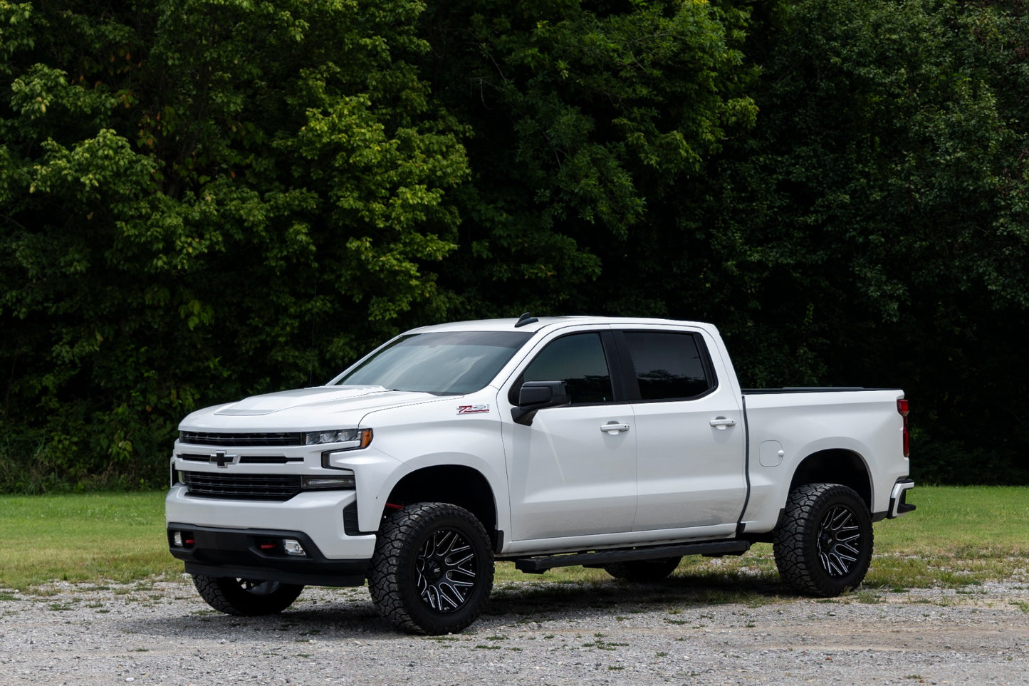 Hood Scoop | GAZ Summit White | Chevy Silverado 1500 2WD/4WD (2019-2025 & Classic)