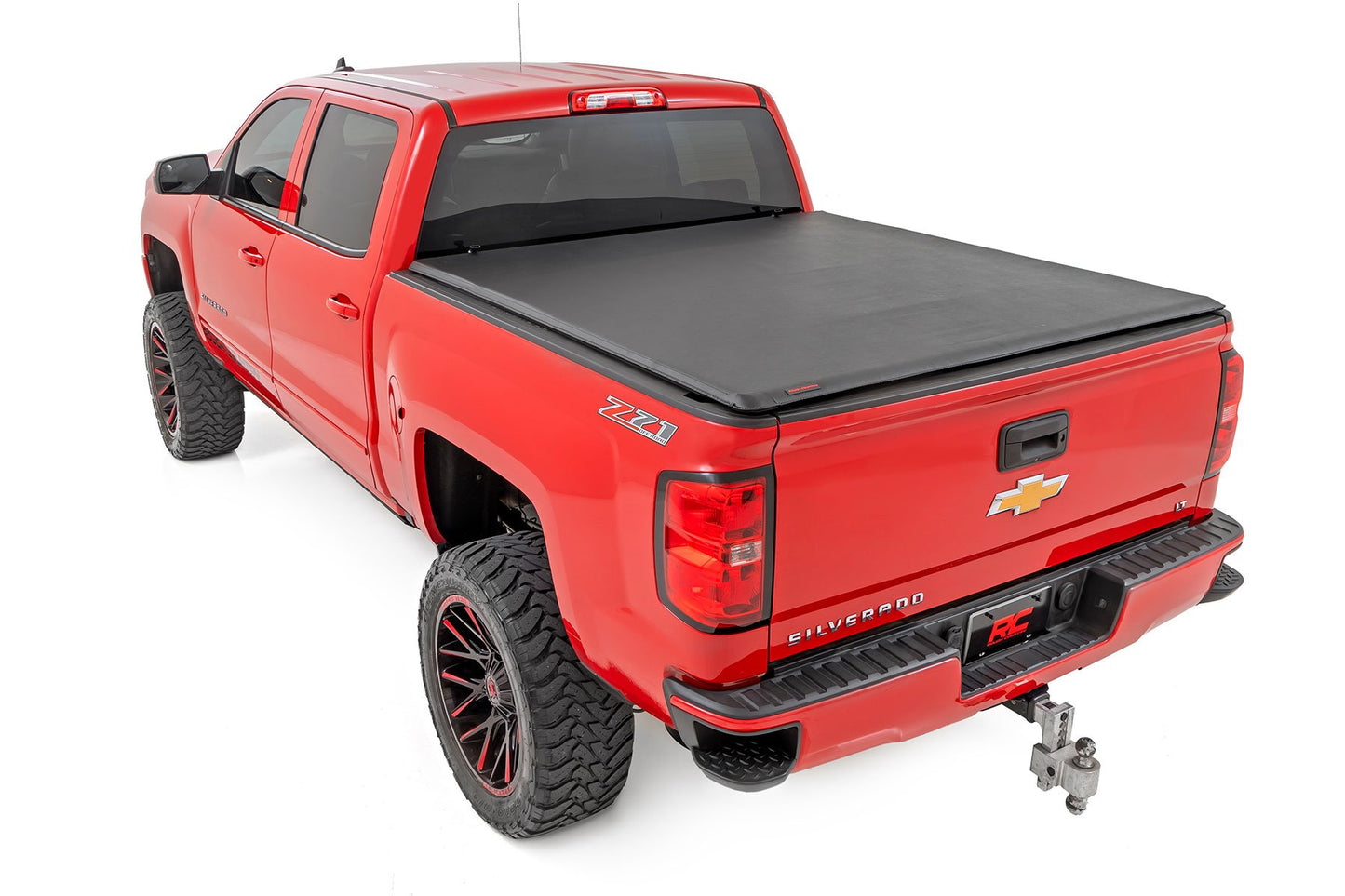 Soft Roll Up Bed Cover | 5'9" Bed | Chevy/GMC 1500 (14-18 & Classic)