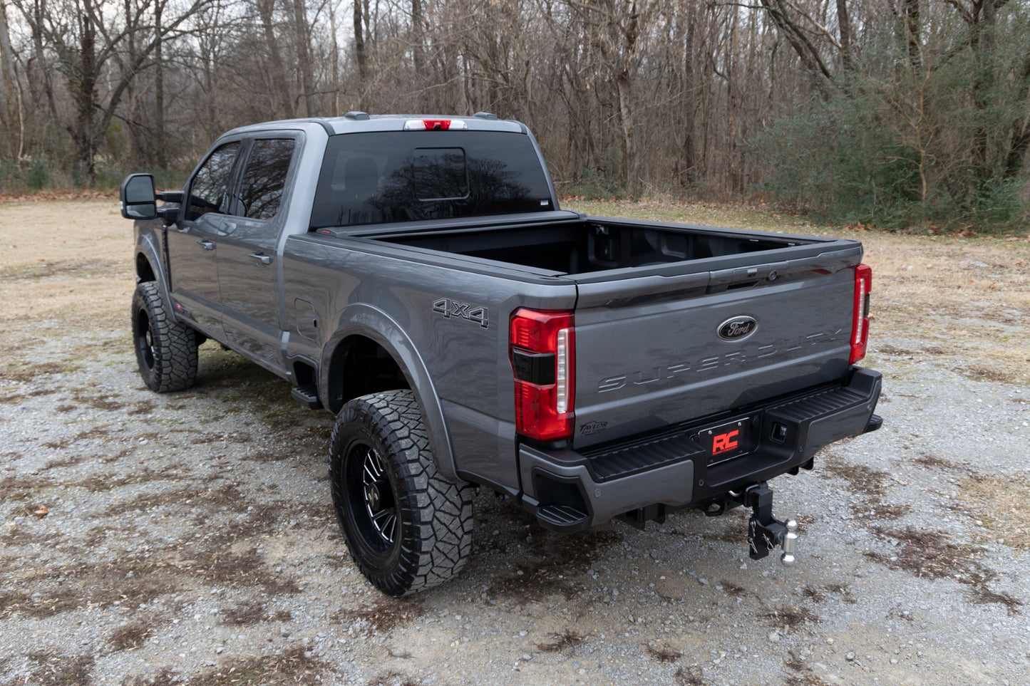 Retractable Bed Cover for 17-24 F-250/350 6'9" Bed