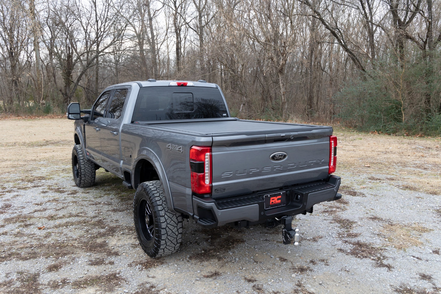 Retractable Bed Cover for 17-24 F-250/350 6'9" Bed