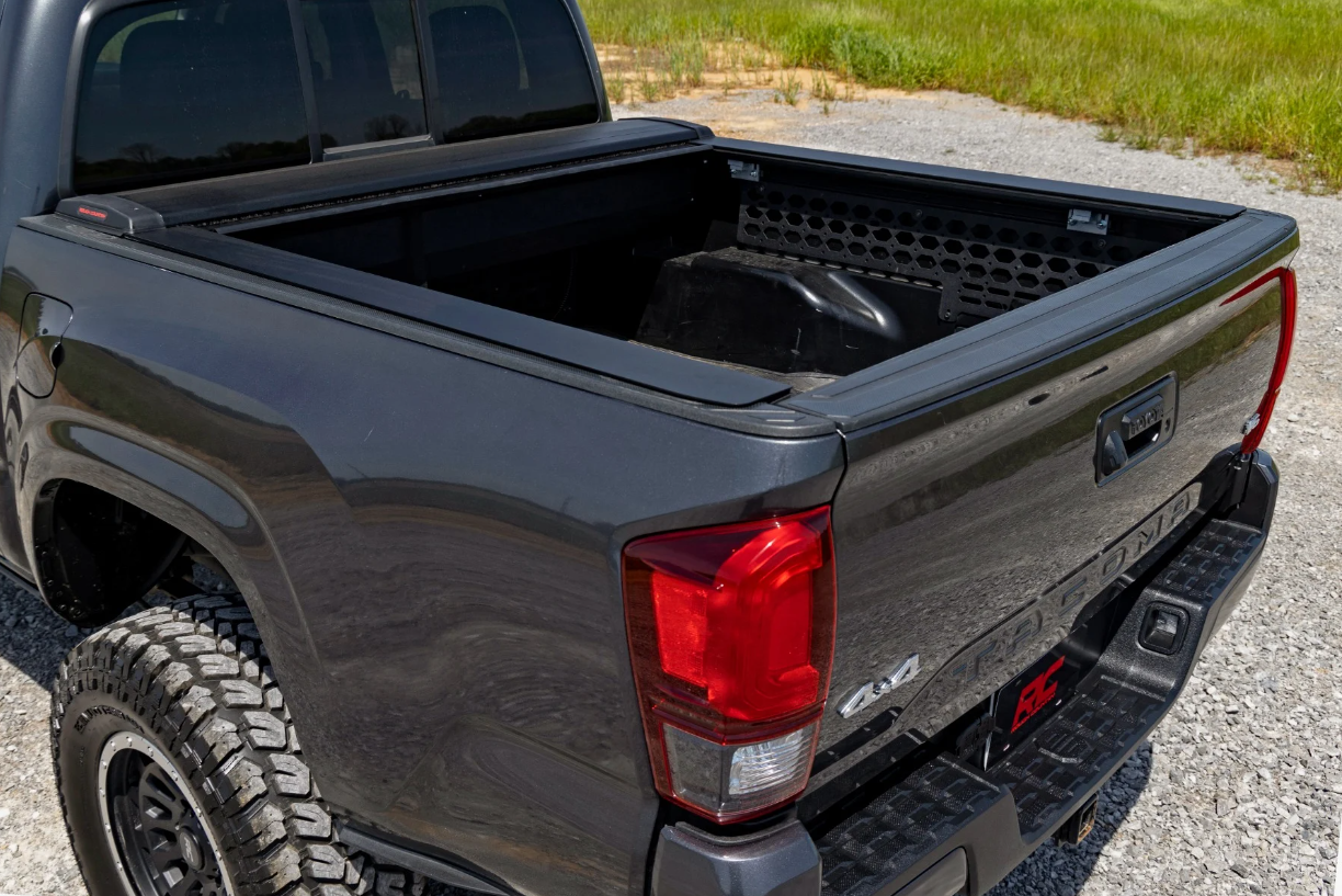 Retractable Bed Cover for 16-23 Toyota Tacoma 5ft Bed