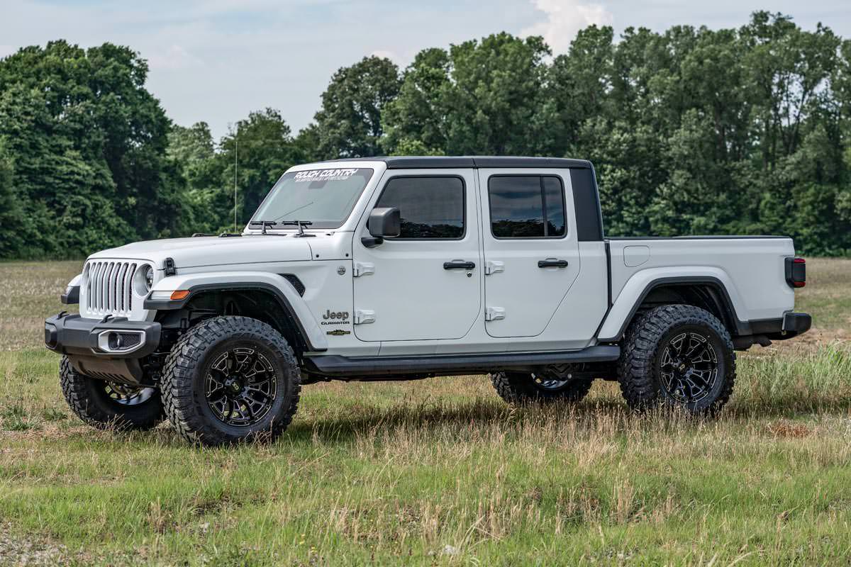 2.5 Inch Leveling Kits | Springs | M1 | Jeep Gladiator JT 4WD (2020-2023)