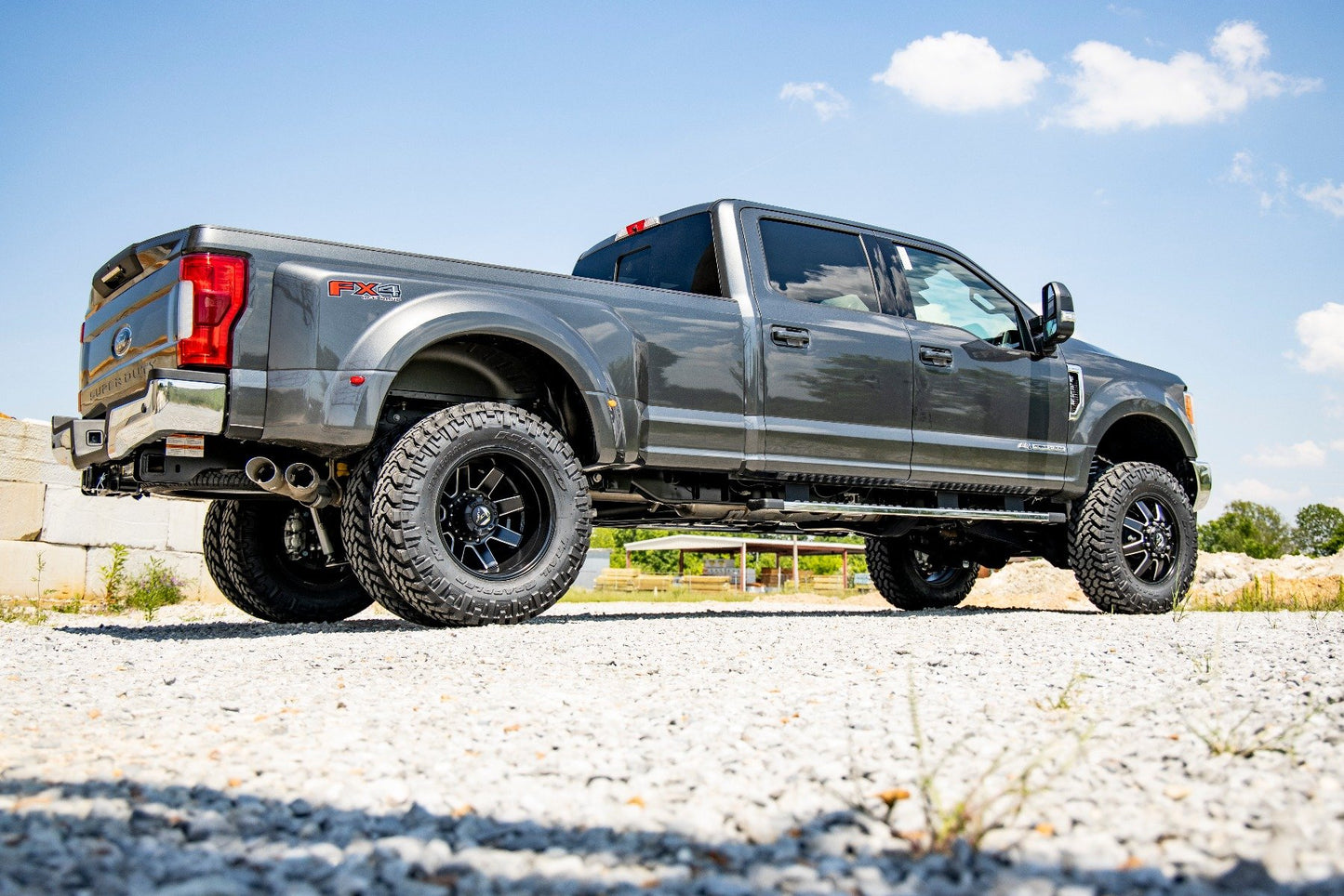 4.5 Inch Lift Kit | Dually | V2 | Ford F-350 Super Duty 4WD (2017-2022)