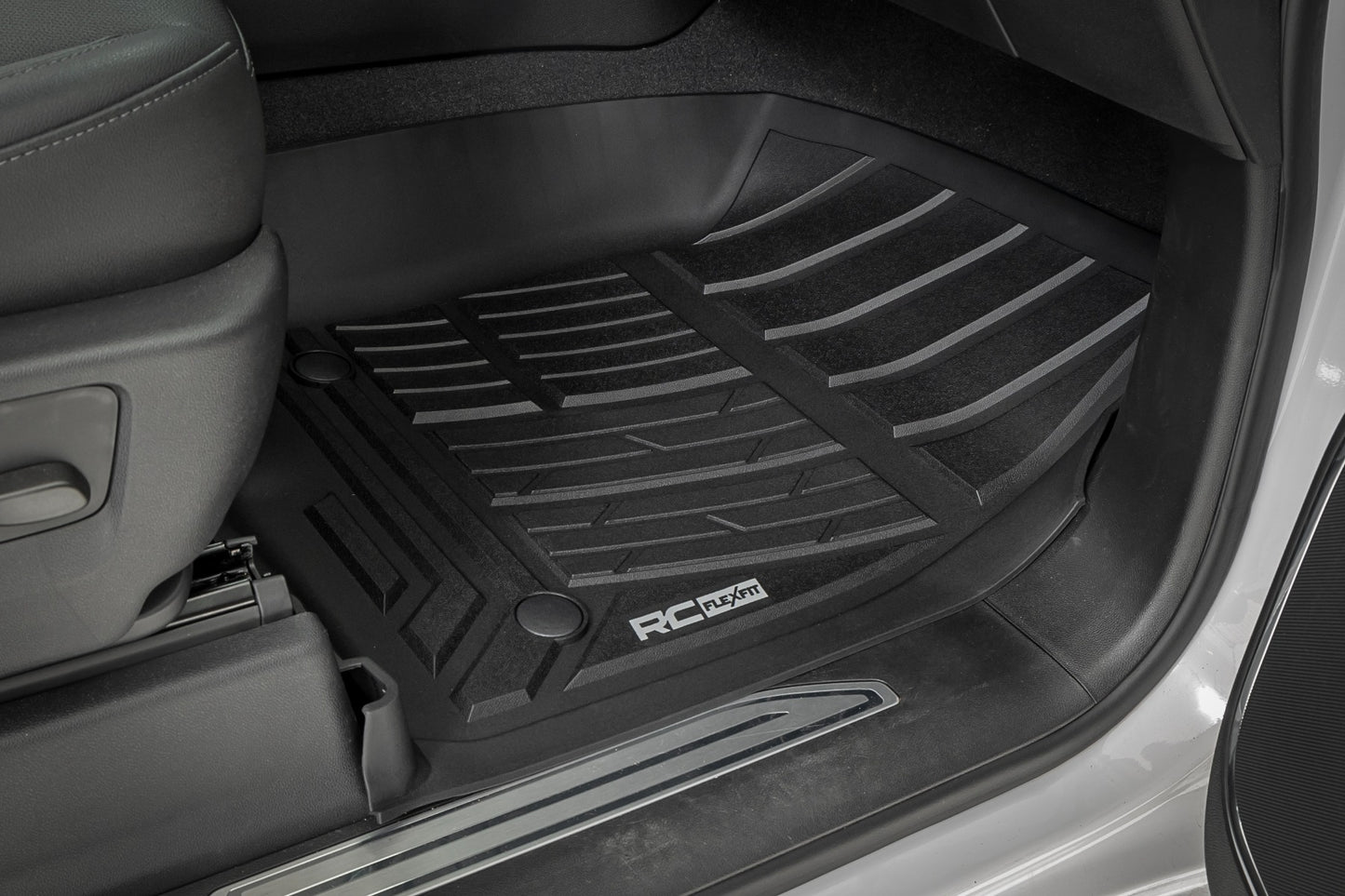 Flex-Fit Floor Mats | Front | Bucket | Chevy/GMC 1500/2500HD/3500HD (19-25 & Classic)