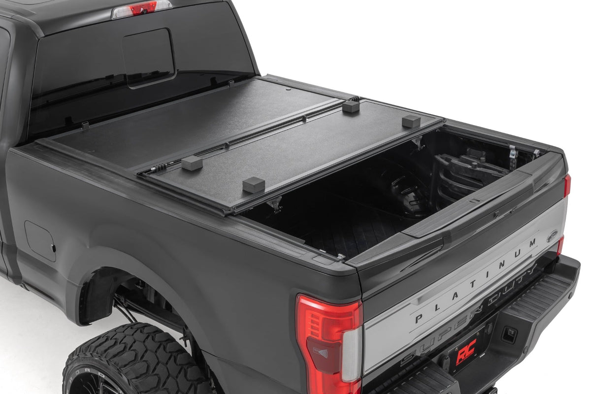 Hard Low Profile Bed Cover | 6'10" Bed | Ford F-250/F-350 Super Duty (17-26)