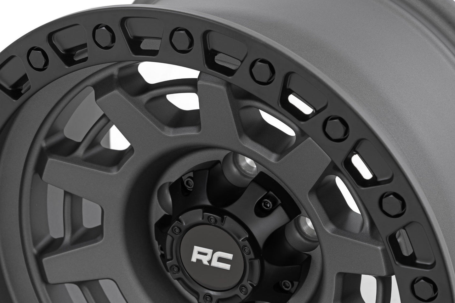 Rough Country 85 Series Wheel | One-Piece | Gunmetal Gray/Black | 15x8 | 5x4.5 | -19mm