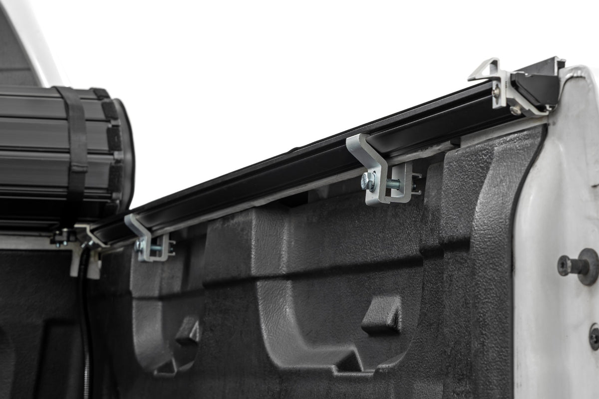 Hard Roll Up Bed Cover | 5'9" Bed | Chevy/GMC Sierra/Silverado 1500 (07-13)