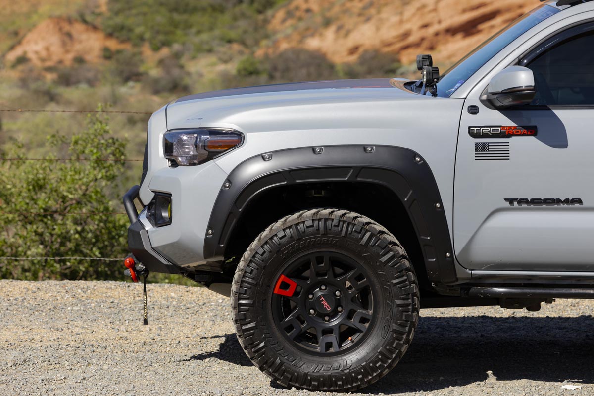 Fender Flares | Defender | 4V6 Quicksand | Toyota Tacoma 2WD/4WD (2016-2023)