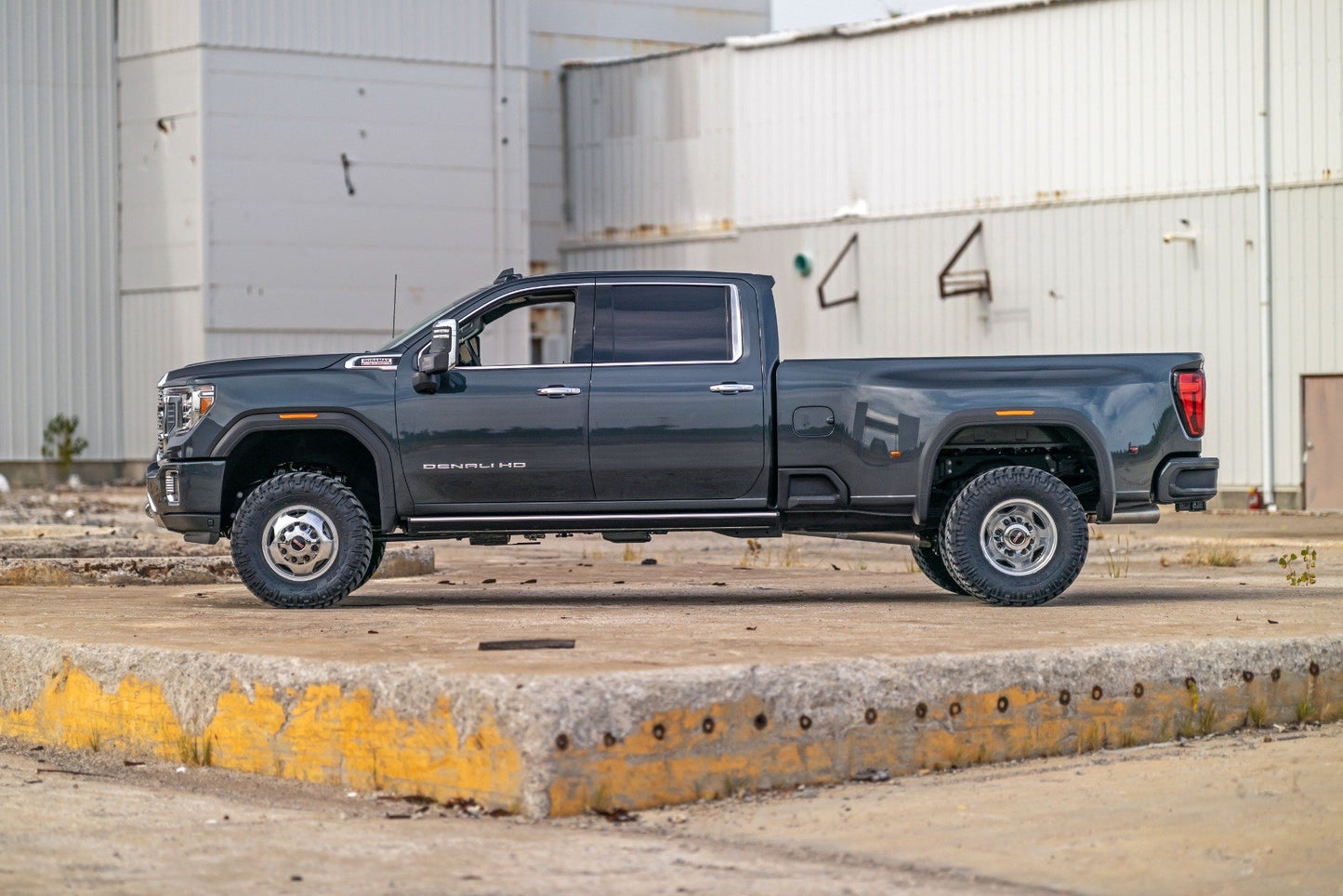 3 Inch Lift Kit | UCAs | V2 | Chevy/GMC Sierra 3500 HD/Silverado 3500 HD (20-25)