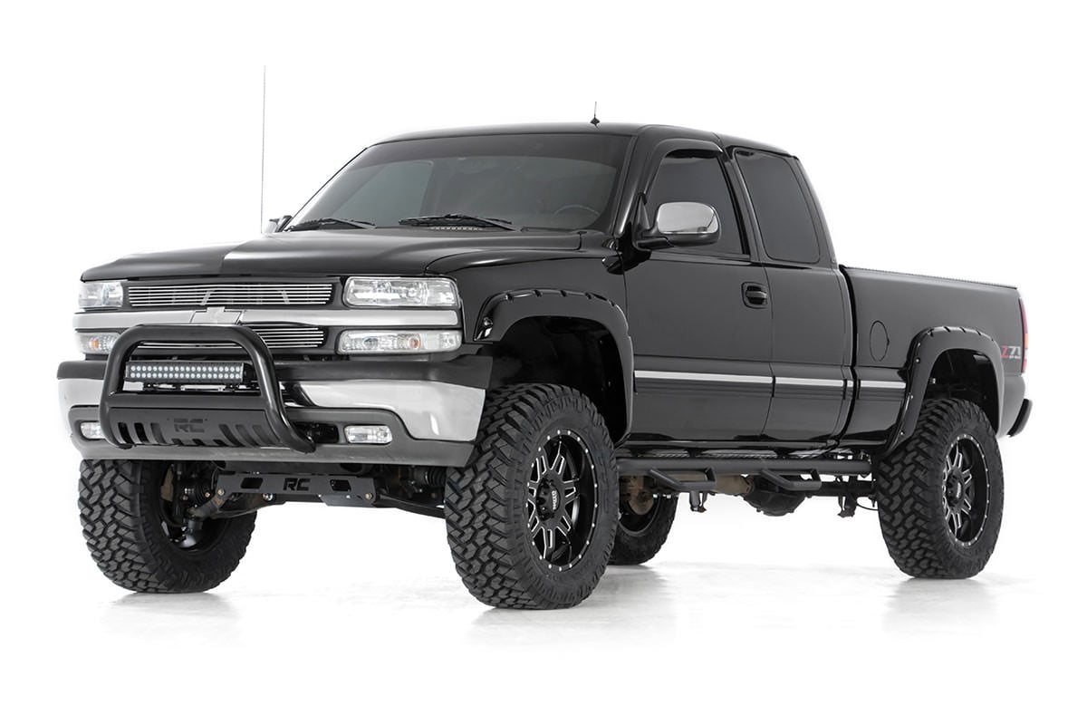 Black Bull Bar | Chevy/GMC Avalanche/Sierra 1500/Silverado 1500/Tahoe/Yukon (99-06 & Classic)