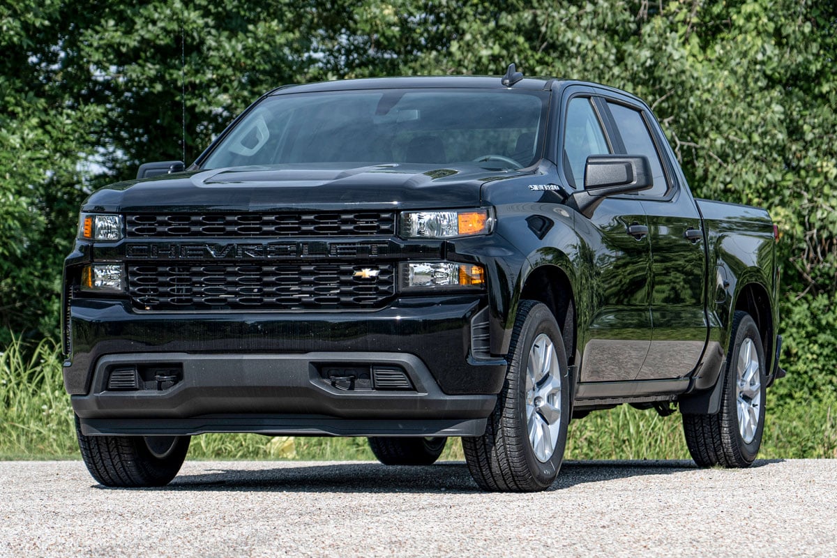 Lowering Shackles | 1-1.5 Inch | Chevy/GMC Sierra 1500 (19-25)/Silverado 1500 (19-25)