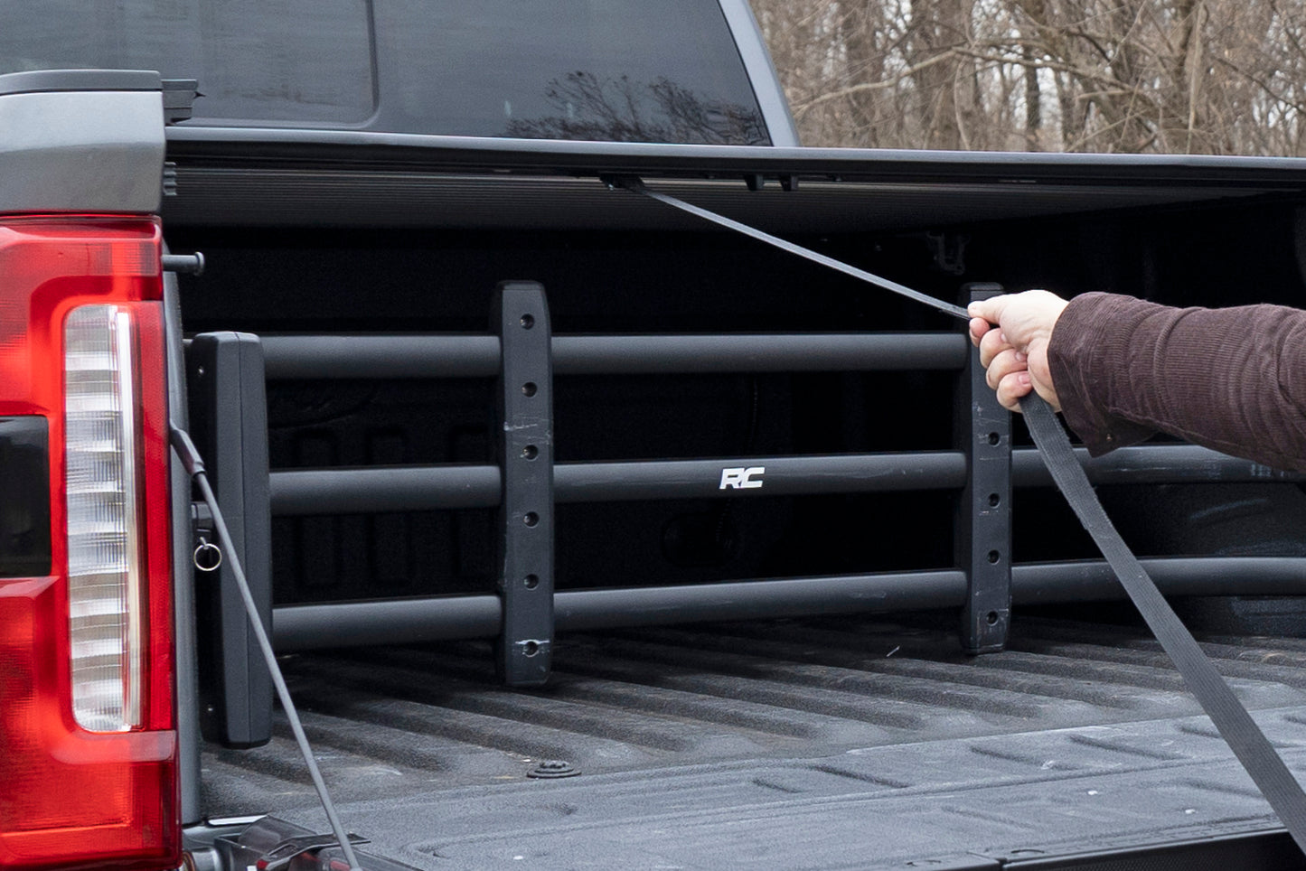 Retractable Bed Cover | 6'10" Bed | Ford F-250/F-350 Super Duty (17-25)