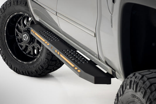 AC2 Running Boards | Amber/White | Crew Cab | Chevy/GMC 1500 (07-18)