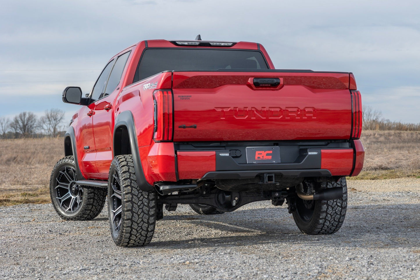 OV2 Running Boards | Side Step Bars | Crew Cab | Toyota Tundra 2WD/4WD (22-25)