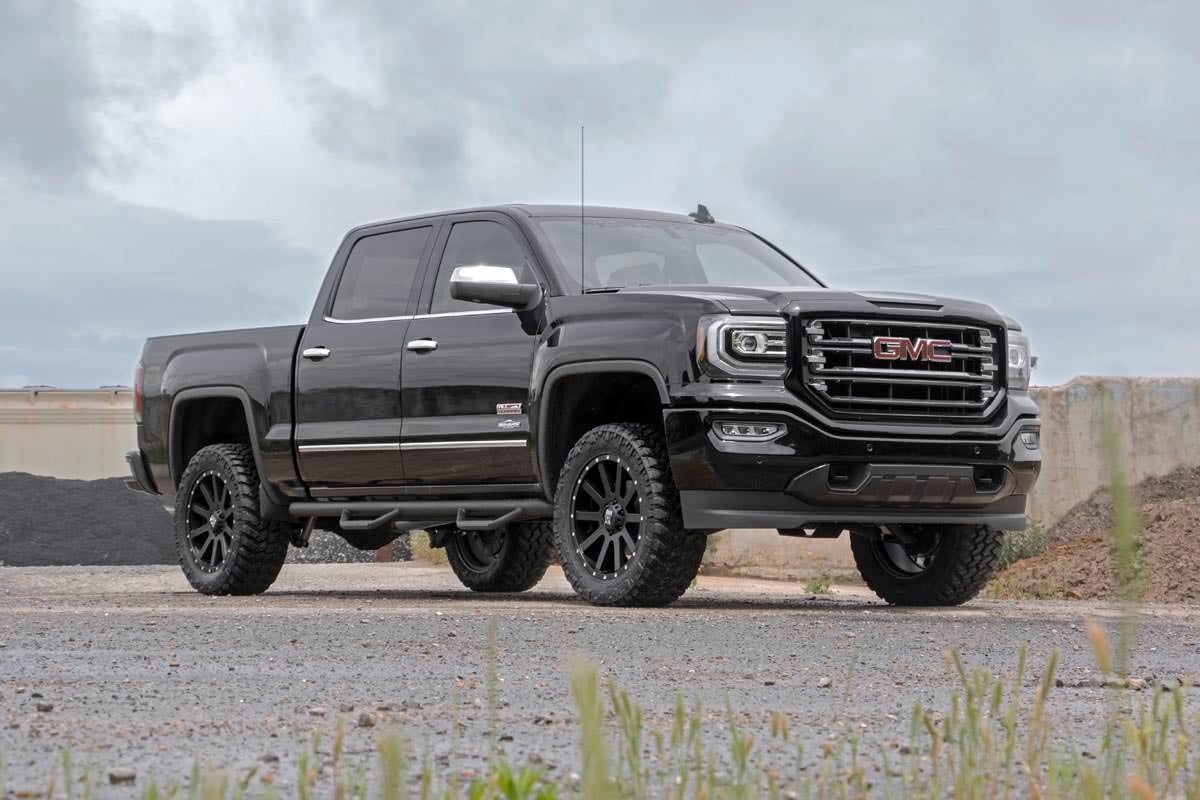 3.5 Inch Lift Kit | UCA | M1 Struts | Chevy/GMC 1500 (07-13)