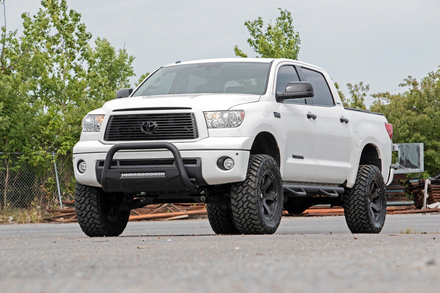 Black Led Bull Bar | Toyota Tundra 2WD/4WD (2007-2021)