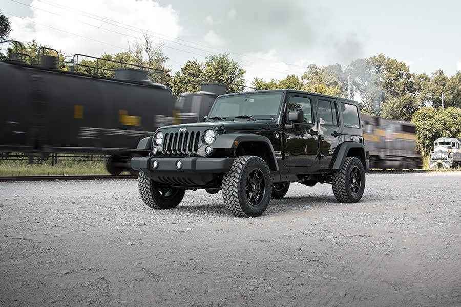 2.5 Inch Lift Kit | Jeep Wrangler Unlimited 2WD/4WD (2007-2018)