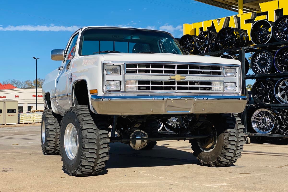 6 Inch Lift Kit | 56 Inch Rear Springs | Chevy/GMC C10/K10 Truck & SUV/K5 Blazer (77-87)