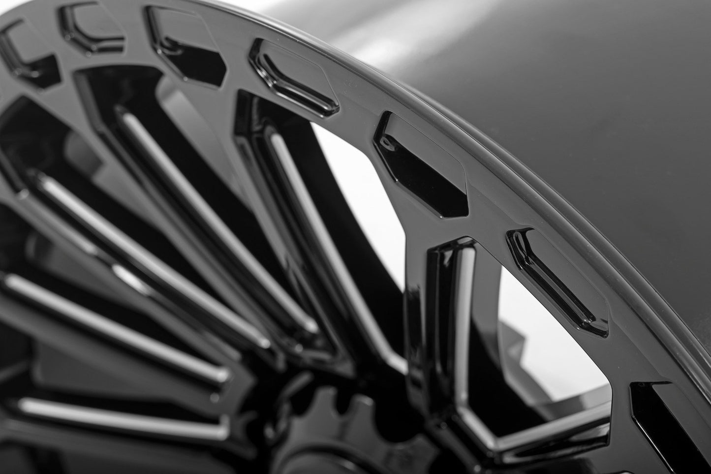 Rough Country 97 Series Wheel | One-Piece | Gloss Black | 17x9 | 6x5.5 | -12mm